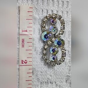 Elegant Crystal Rhinestone Brooch